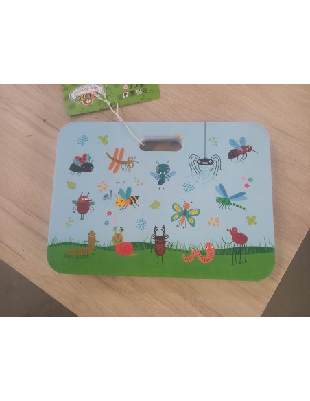 ALMOHADILLA ARRODILLARSE NIÑOS INSECTOS