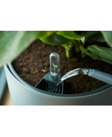 Hidrojardinera Insert 33cm Negro  Autorriego y Diseño Moderno para tu Jardín y Hogar

