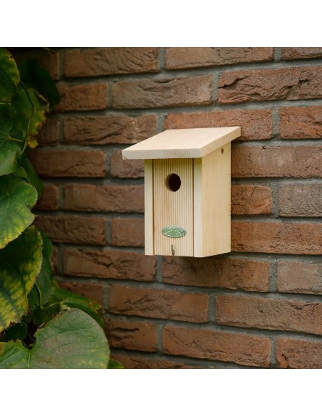 Casa refugio para aves en invierno | Protección y abrigo exterior